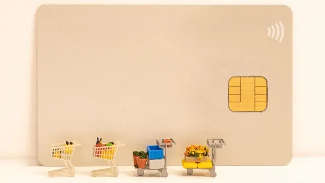 ネットショップ開業時に何を売る？売れる商品の特徴と選び方のポイント