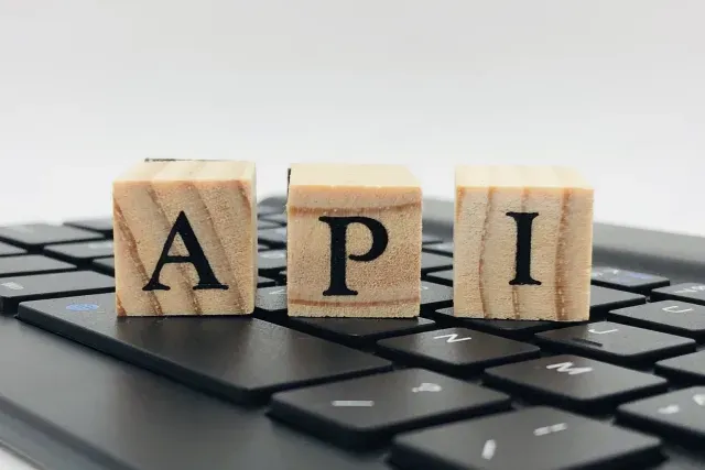 【初心者向け】JavaScriptでAPIを呼び出してWebページをもっと便利に！ | デジタルトレンドナビ
