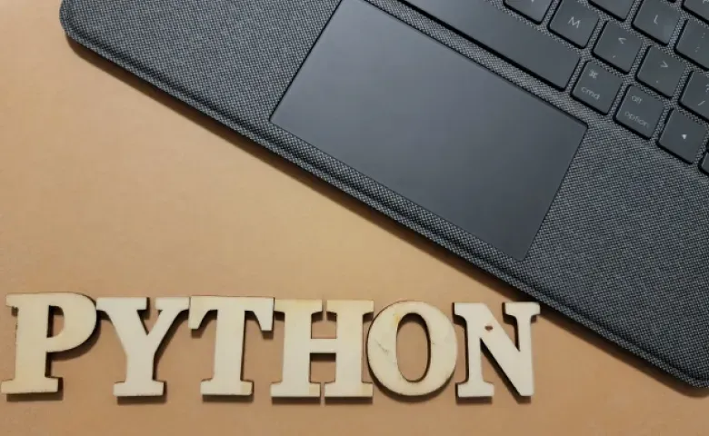 Pythonの「from import」について！意味や違い・使用例を解説