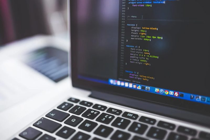 array_column関数：配列から特定のカラムを簡単に抽出