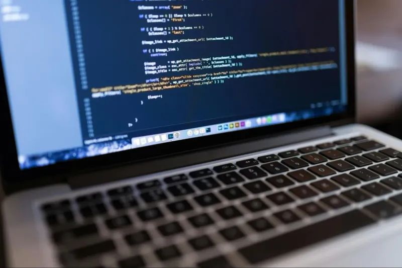 Pythonのwith文とは?複数のファイルを同時に操作する方法やメリットを解説 | デジタルトレンドナビ